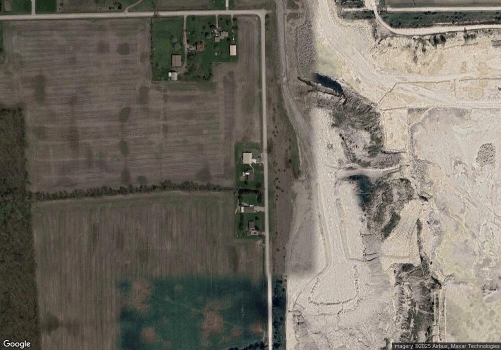 9935 Raisin St, Maybee, MI 48159 - photo 1