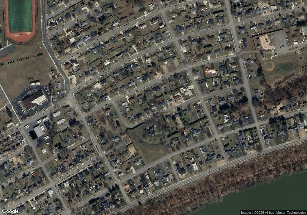 1015 E 3rd St, Berwick, PA 18603 - photo 1