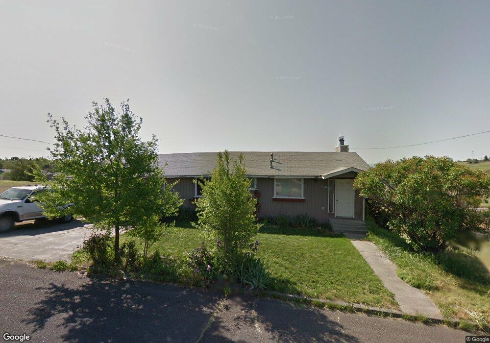 1700 SW Hailey Ave, Pendleton, OR 97801 - photo 1