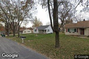 1115 NE Maple Dr, Kansas City, MO 64118