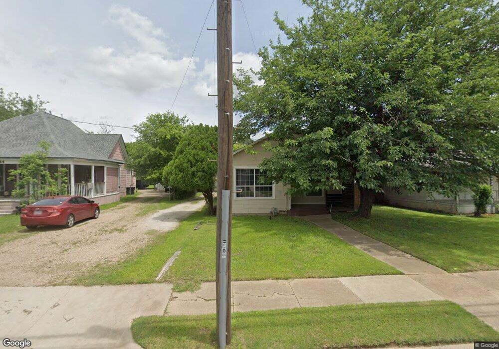 742 N Anglin St, Cleburne, TX 76031 - photo 1