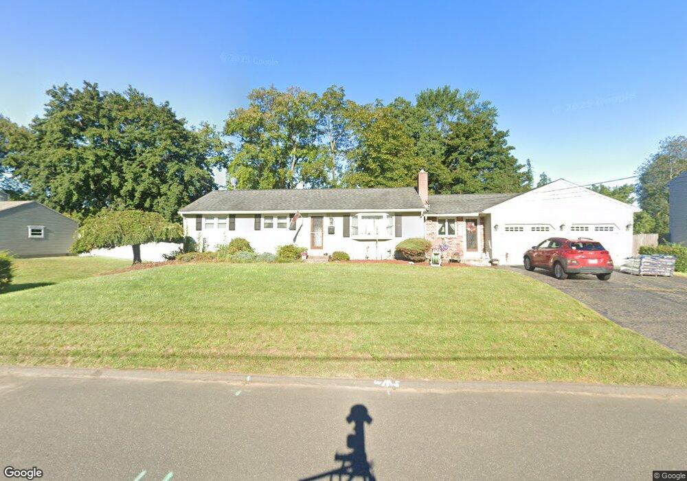 14 Standish St, Enfield, CT 06082 - photo 1