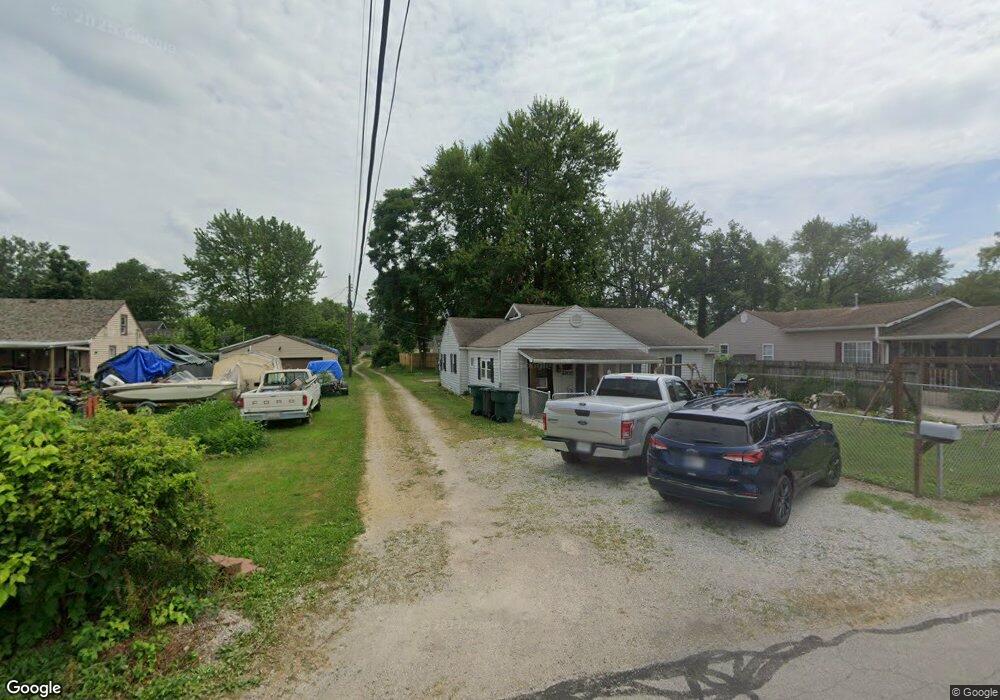 2104 S Waldemere Ave, Muncie, IN 47302 - photo 1