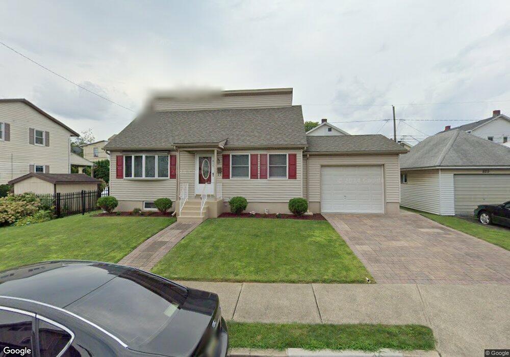 815 Bridge St, Bethlehem, PA 18018 - photo 1