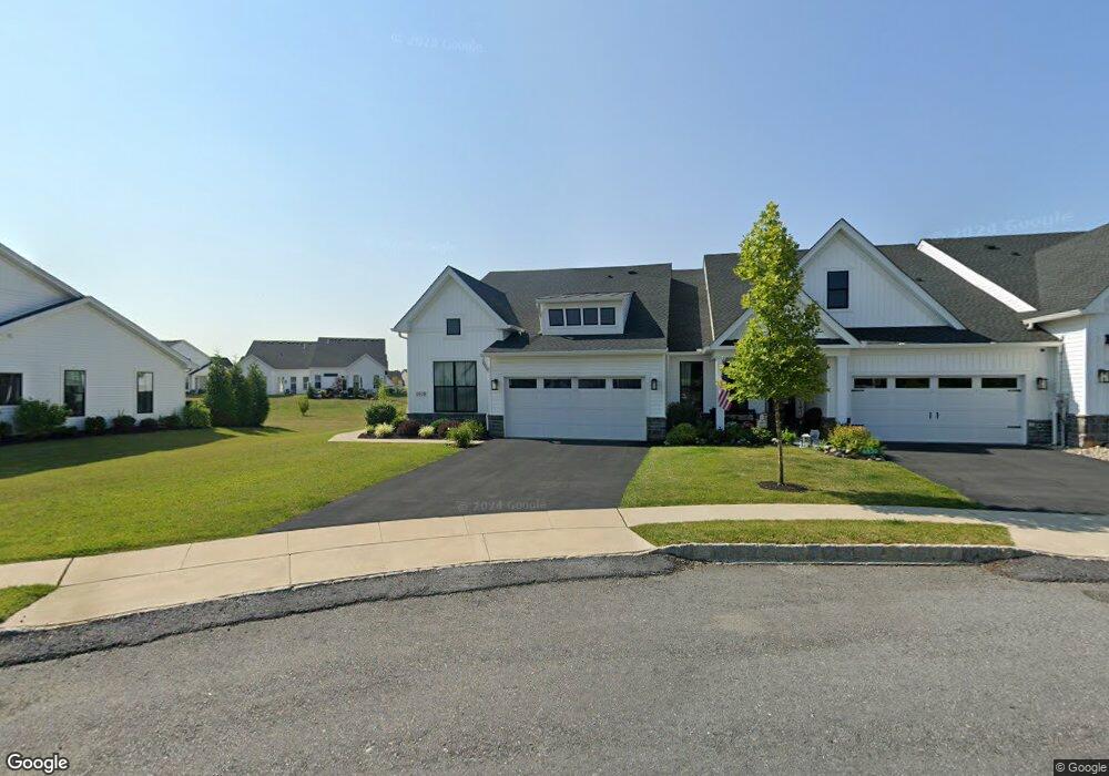 6928 Cedar Dr, Bath, PA 18014 - photo 1