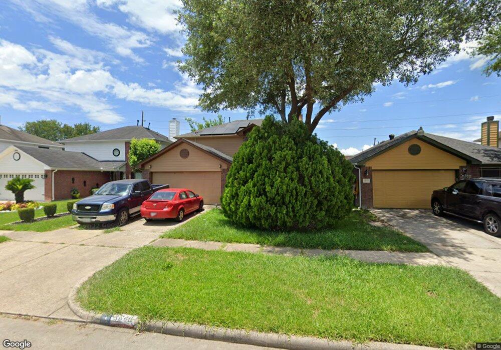 3648 Villa Glen Dr, Houston, TX 77088 - photo 1