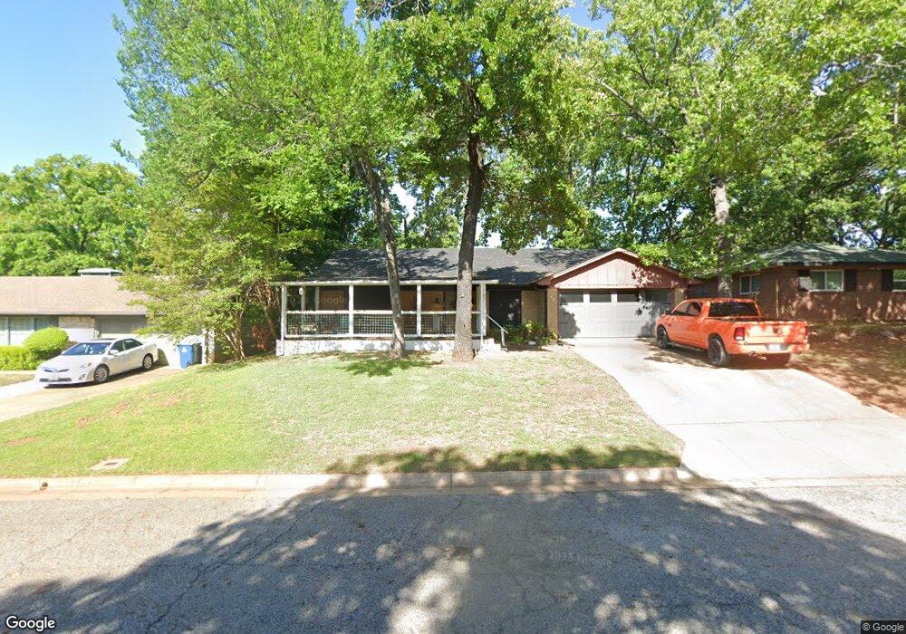 167 Circle Dr, Denison, TX 75021 - photo 1