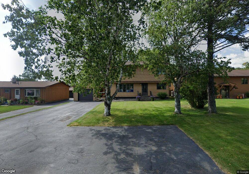 1918 Tyrol St, Duluth, MN 55811 - photo 1