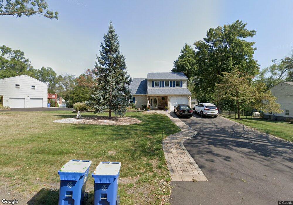 934 W Meadow Dr, Bound Brook, NJ 08805 - photo 1