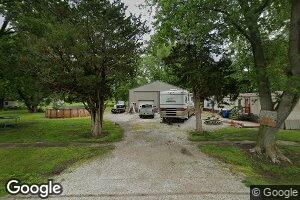 239 S Buchanan St, Waggoner, IL 62572