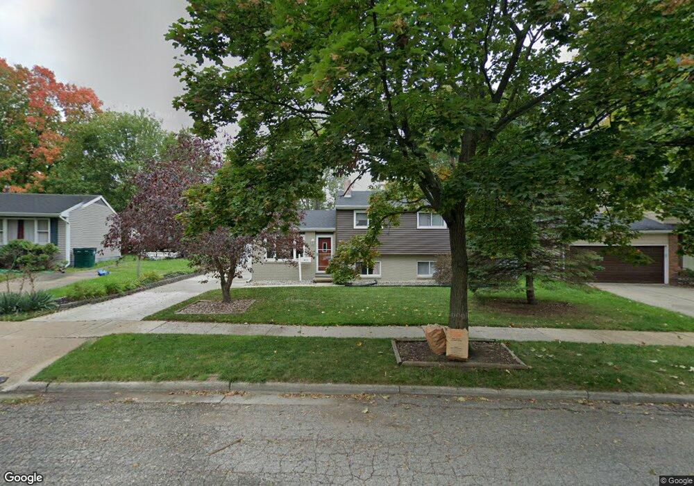 3214 Continental Dr, Lansing, MI 48911 - photo 1