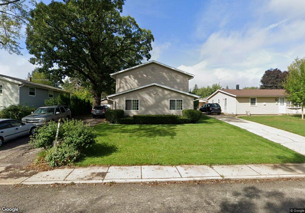 343 Delaware St, Carpentersville, IL 60110 - photo 1