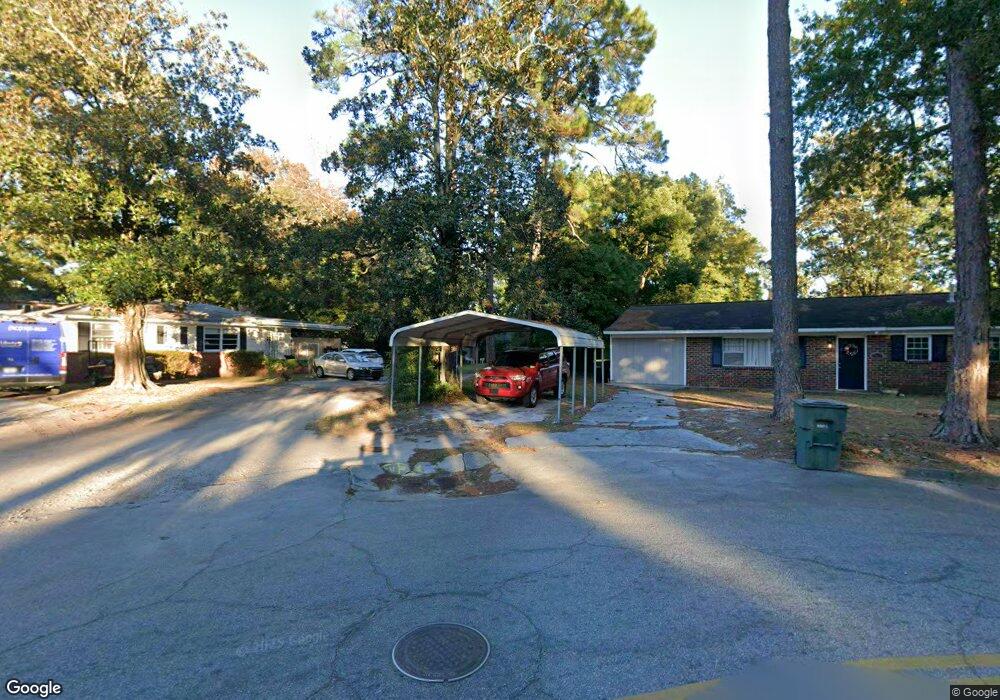 2212 E 62nd St, Savannah, GA 31404 - photo 1