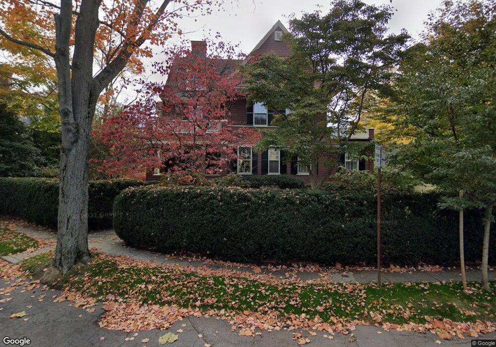 5 Mercer Cir, Cambridge, MA 02138 - photo 1