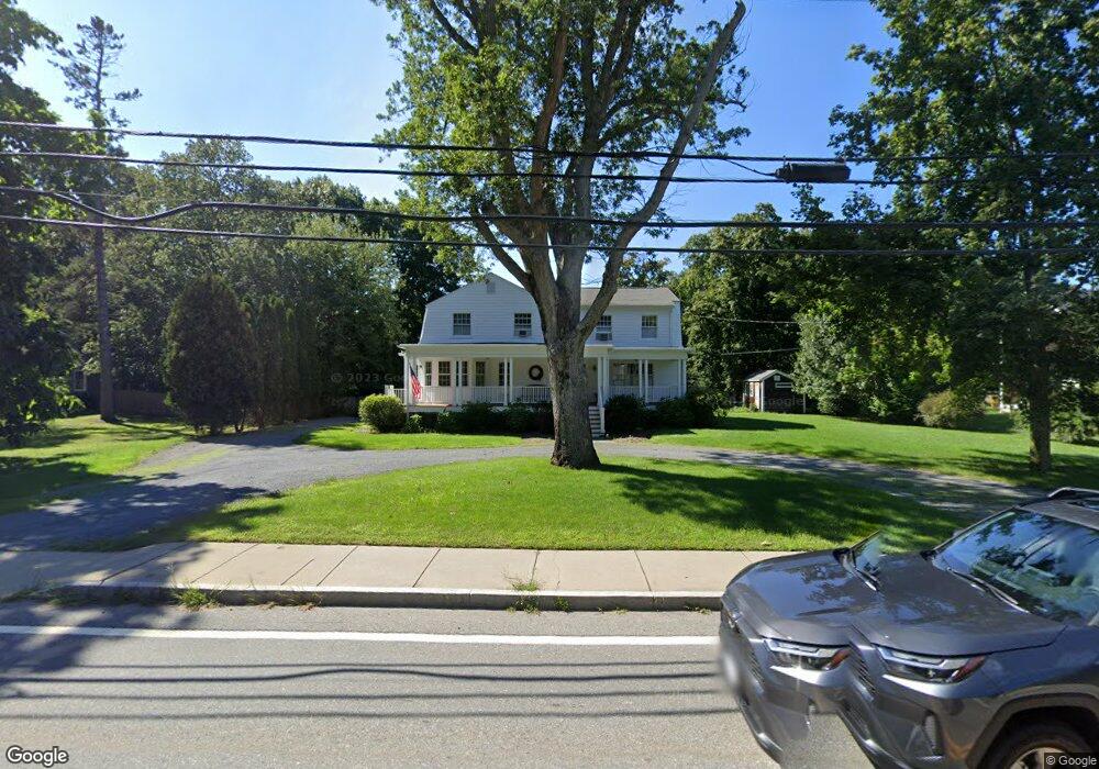 262 New Meadow Rd, Barrington, RI 02806 - photo 1