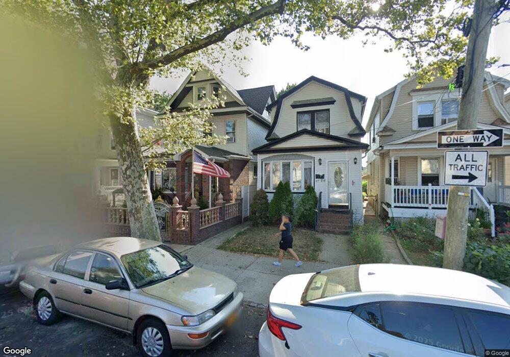 9104 110th St, Richmond Hill, NY 11418 - photo 1