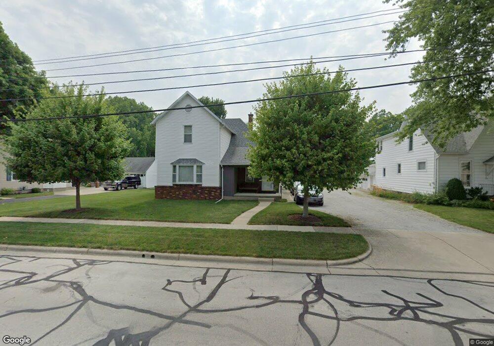 901 S Wayne St, Saint Marys, OH 45885 - photo 1