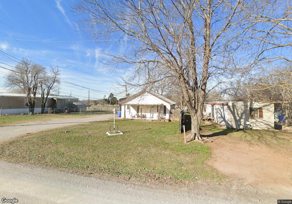 705 NW 6th St, Cache, OK 73527 - photo 1