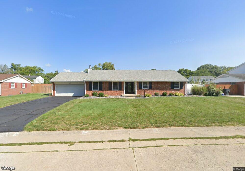 1332 Crescent Dr, Columbus, IN 47203 - photo 1