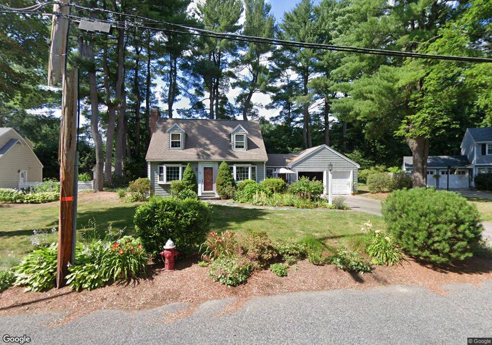 11 Berkeley Rd, Wellesley, MA 02482 - photo 1