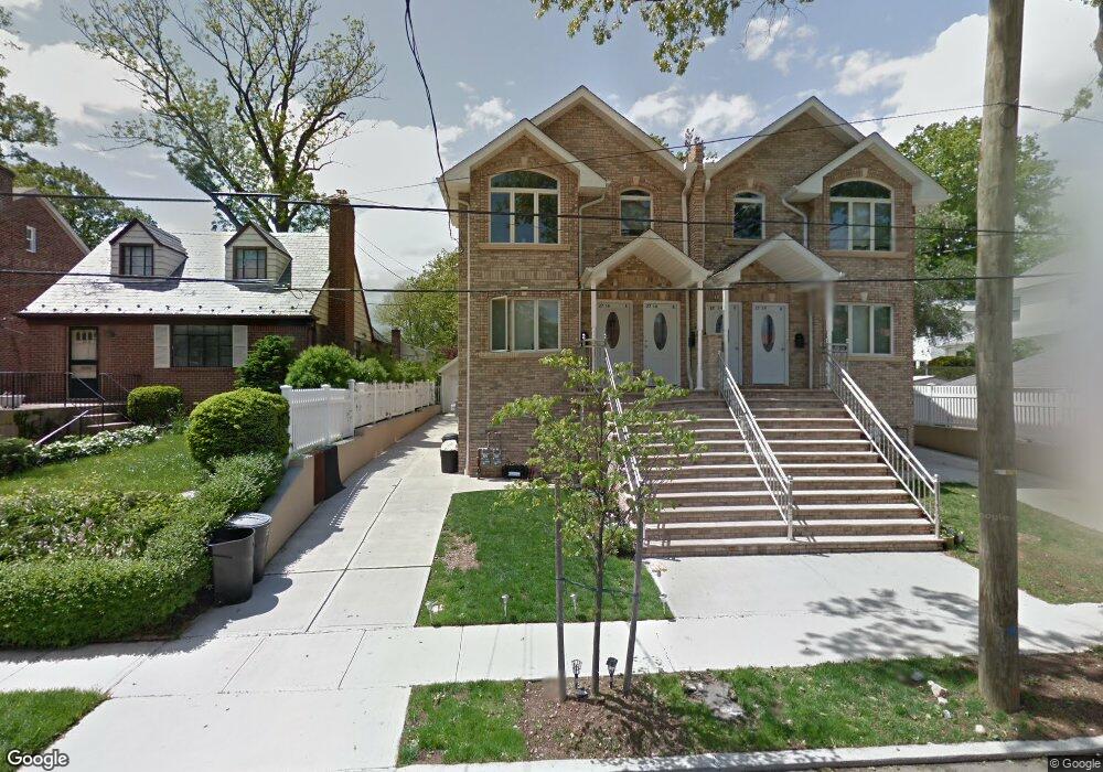 2716 165th St, Flushing, NY 11358 - photo 1