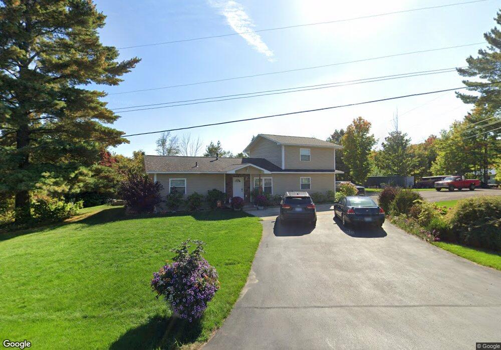 10384 West Shore Dr, Charlevoix, MI 49720 - photo 1