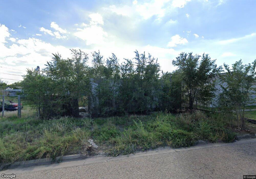 405 E 12th St, Dumas, TX 79029 - photo 1