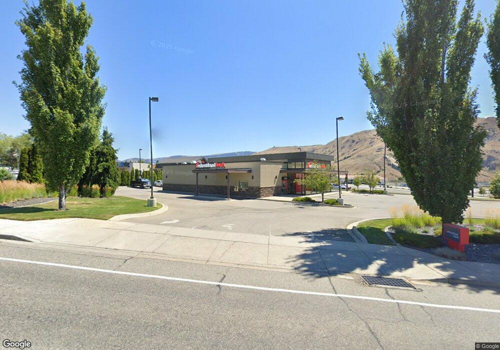 236 3rd St SE, East Wenatchee, WA 98802 - photo 1