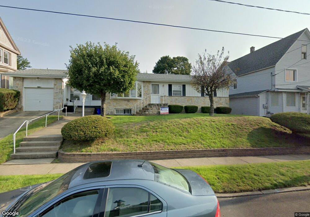 1242 Watson St, Scranton, PA 18504 - photo 1