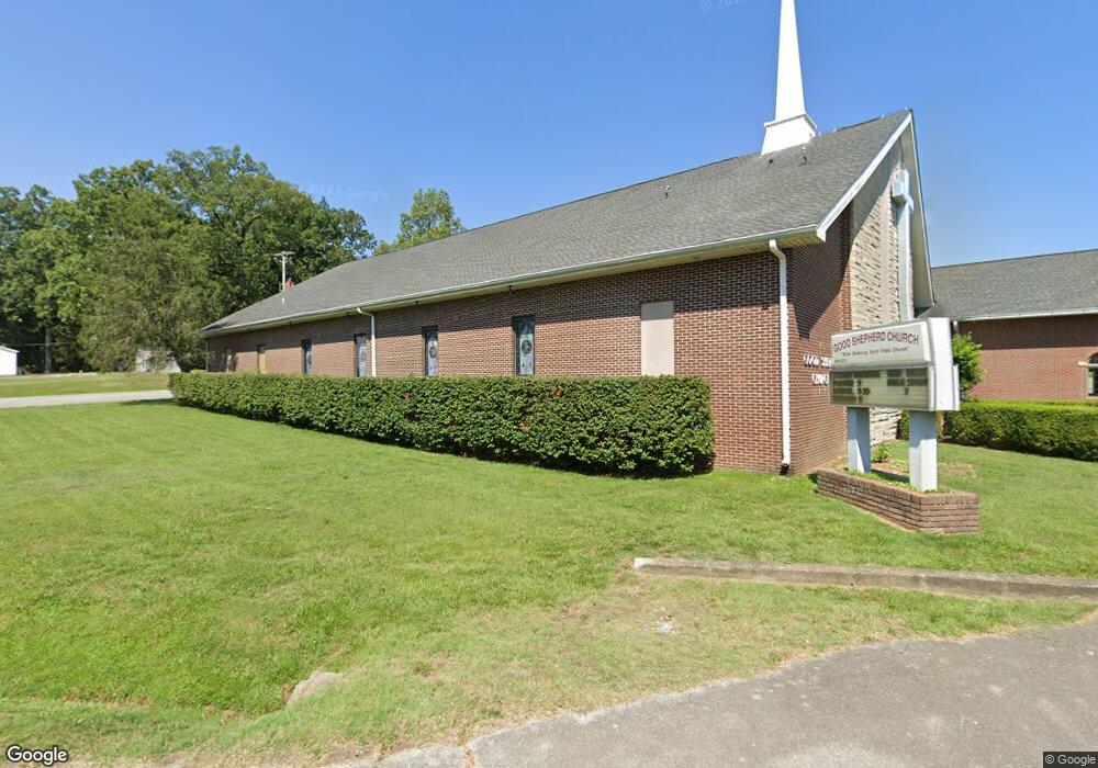 212 Sanderson Dr, Hopkinsville, KY 42240 - photo 1