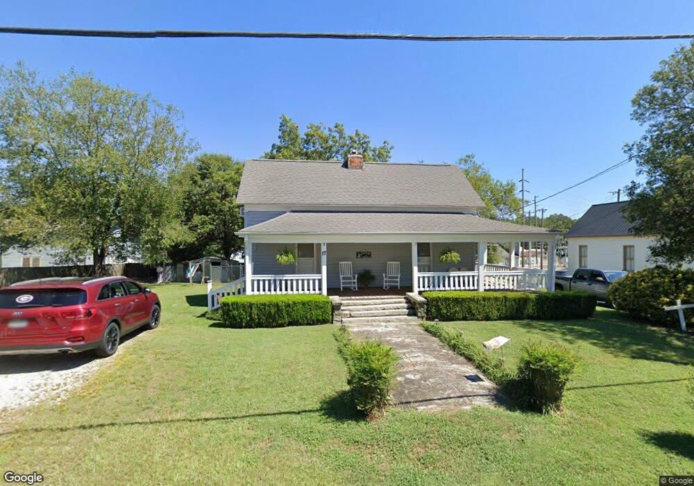 17 Gordon St, Elberton, GA 30635 - photo 1