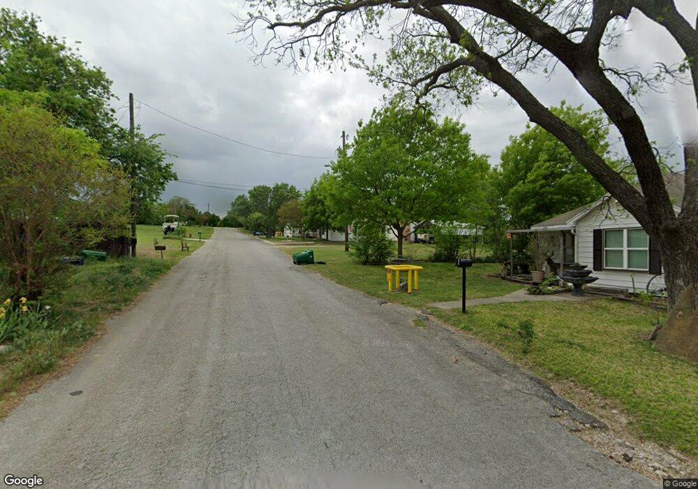 605 N Lane St, Decatur, TX 76234 - photo 1