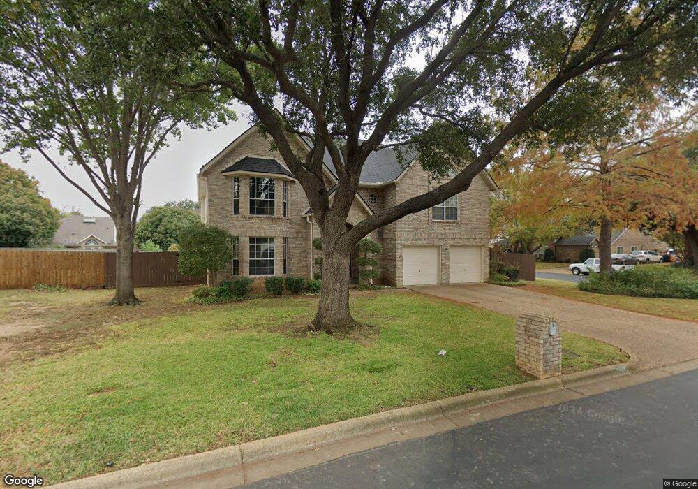 817 Crystal Ln, Hurst, TX 76054 - photo 1