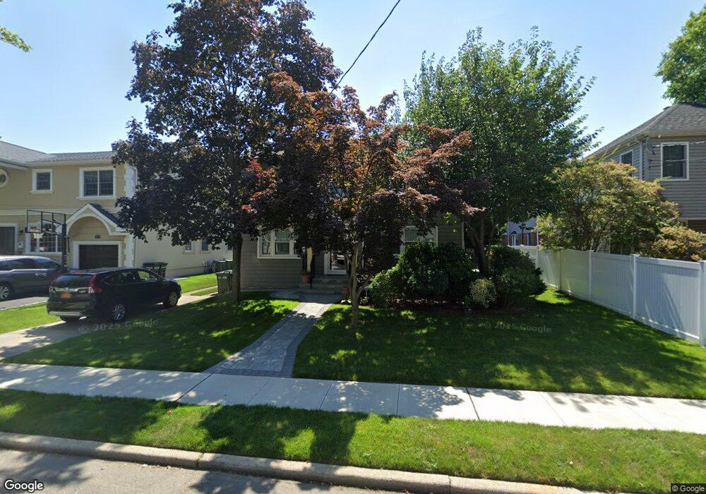 433 Barnard Ave, Cedarhurst, NY 11516 - photo 1