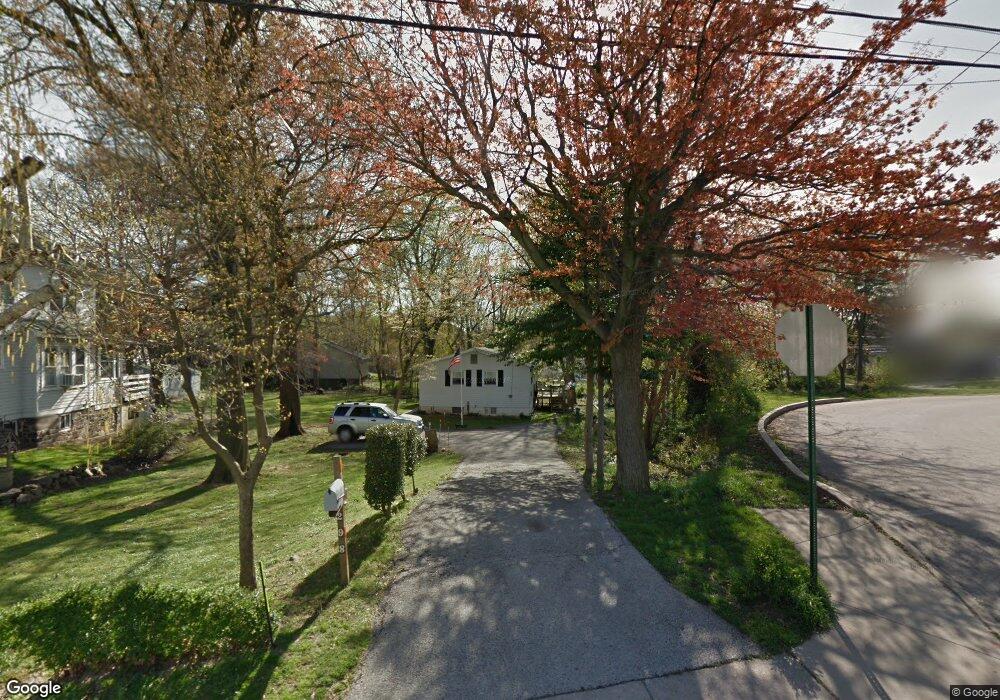 298 E Ashland Ave, Glenolden, PA 19036 - photo 1