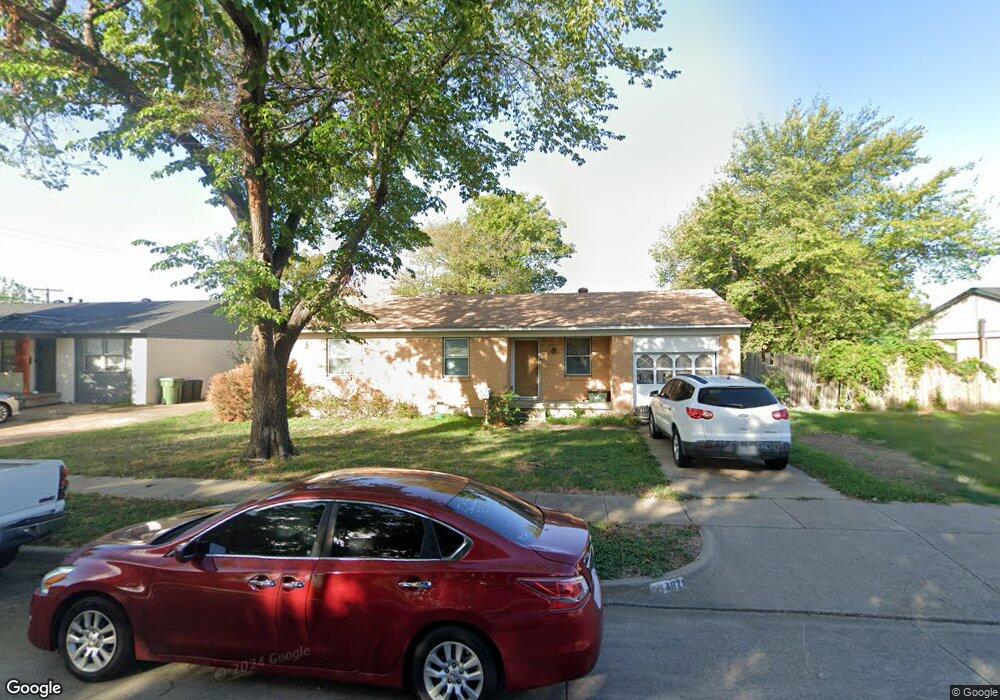 4921 Susan Lee Ln, North Richland Hills, TX 76180 - photo 1