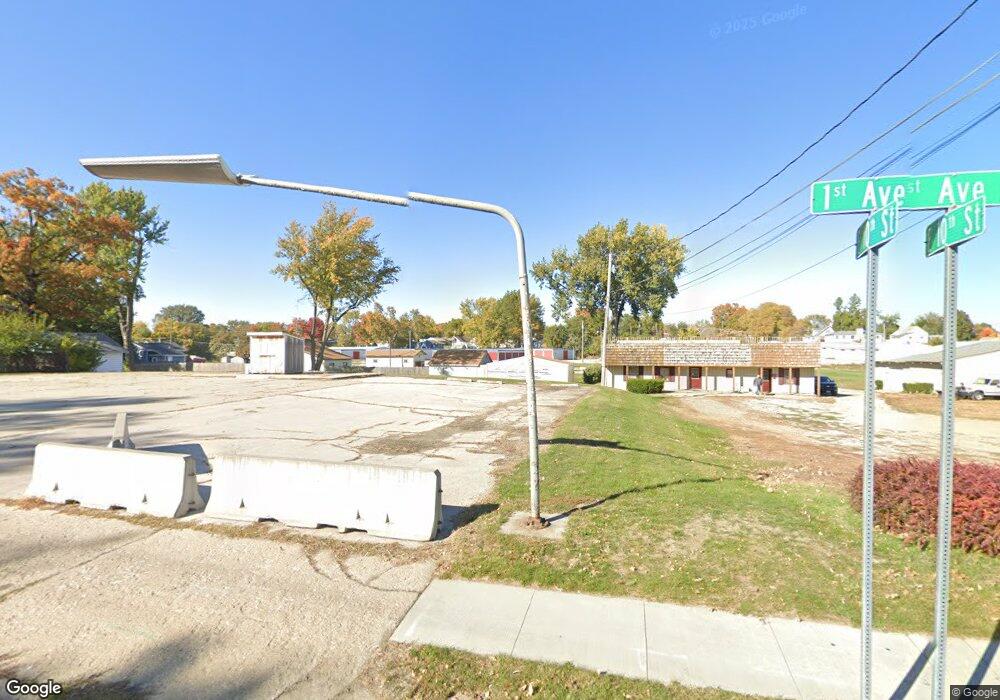 929 N 2nd Ave E, Newton, IA 50208 - photo 1