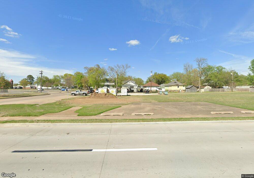 200 E 2nd St, Claremore, OK 74017 - photo 1