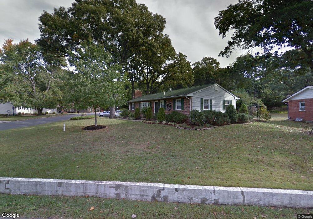 209 Sun Glo Rd, Pasadena, MD 21122 - photo 1