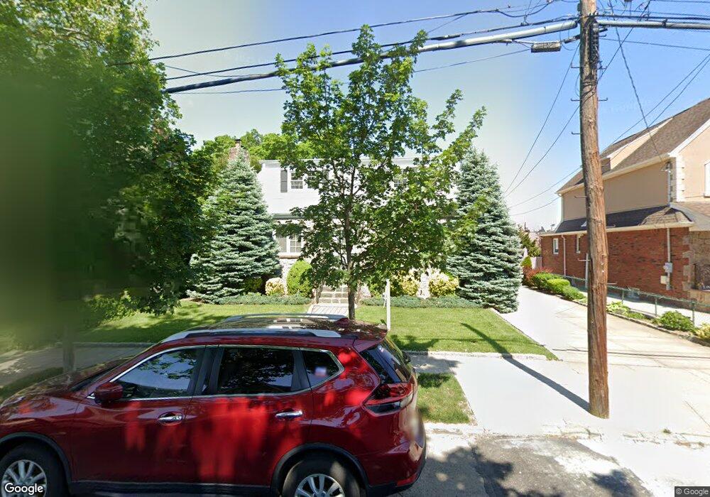 1337 146th St, Whitestone, NY 11357 - photo 1