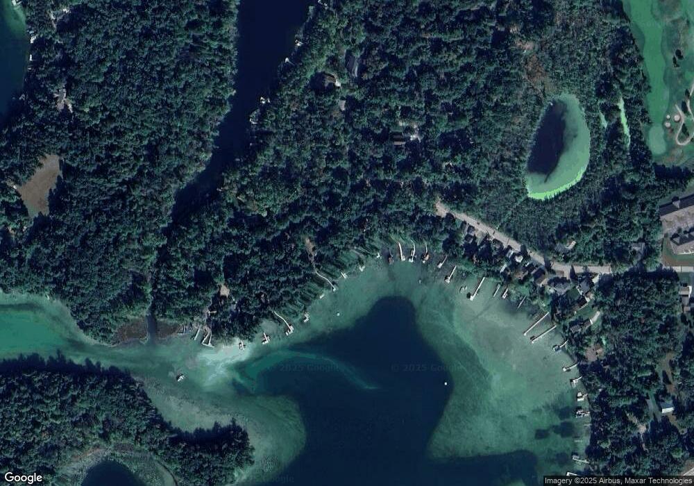 E1755 Pine Ridge Ln, Waupaca, WI 54981 - photo 1