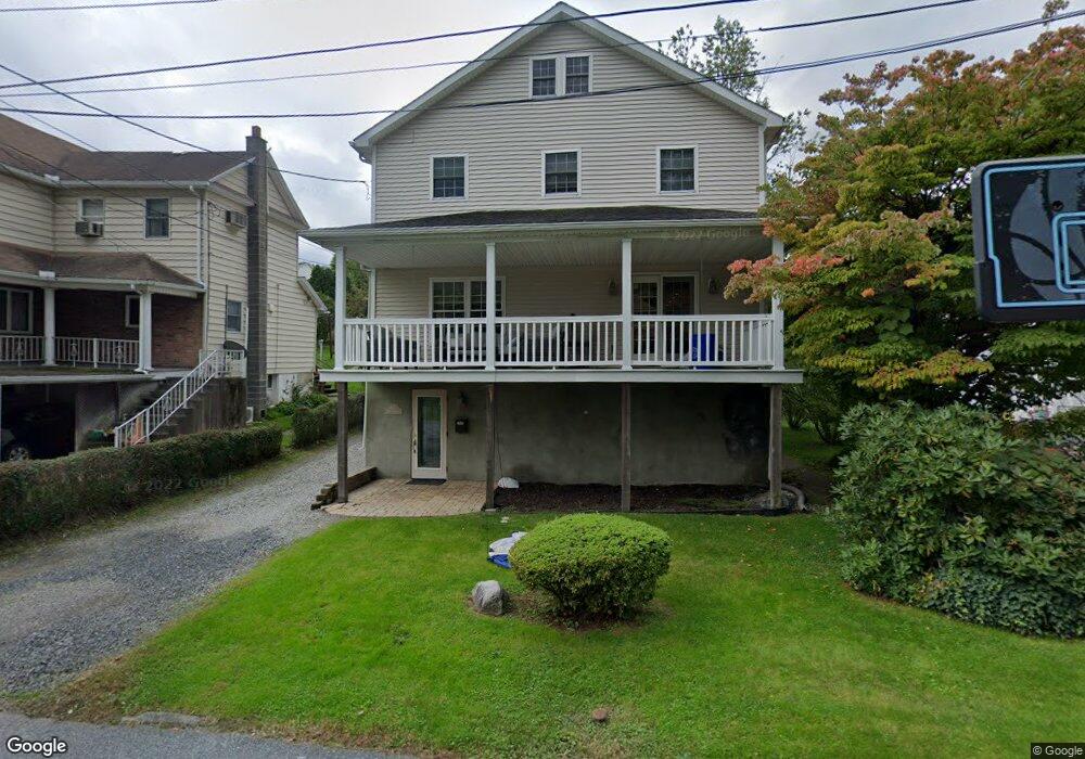 427 Mclean St, Dupont, PA 18641 - photo 1