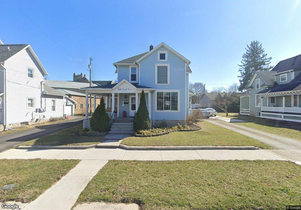 825 S Cory St, Findlay, OH 45840 - photo 1