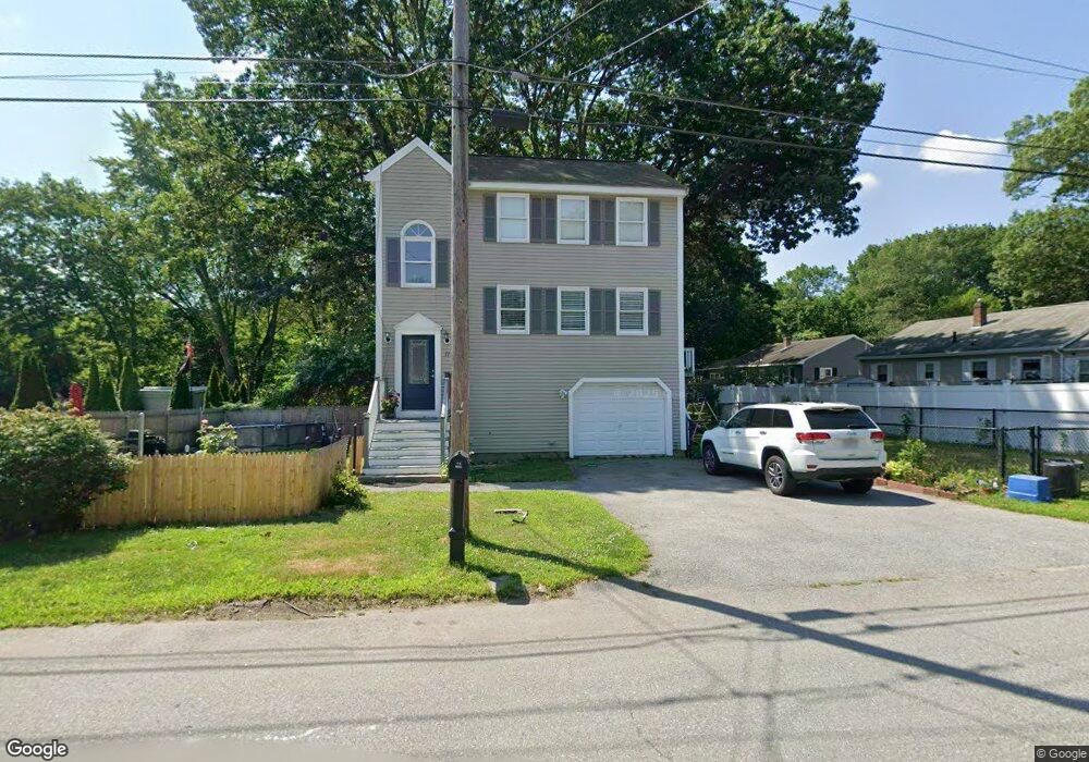 11 Pemberton St unit 2, Lowell, MA 01850 - photo 1