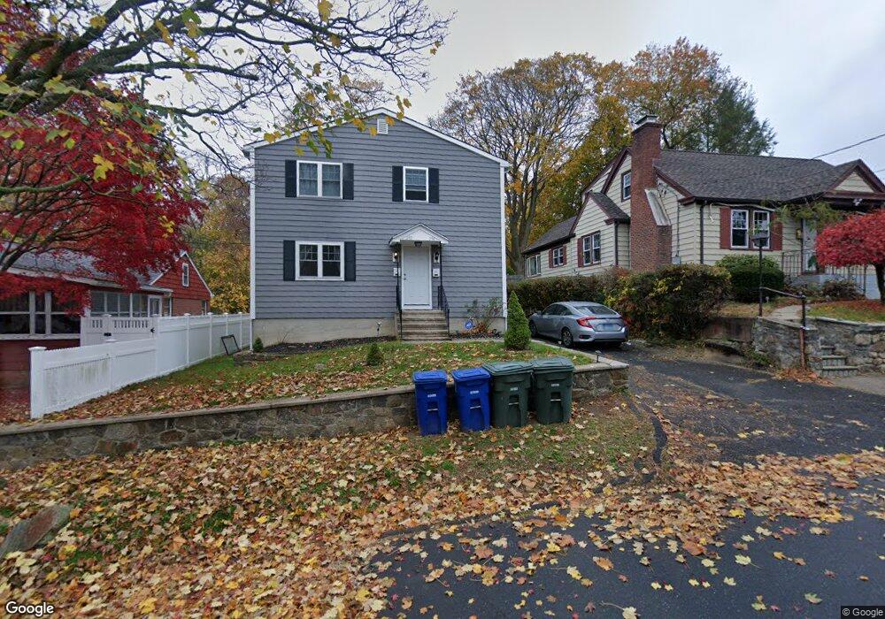 294 Robin St unit 2ND F, Bridgeport, CT 06606 - photo 1