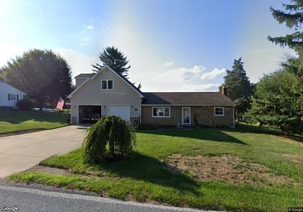 830 Clouser Rd unit 6, Hanover, PA 17331 - photo 1