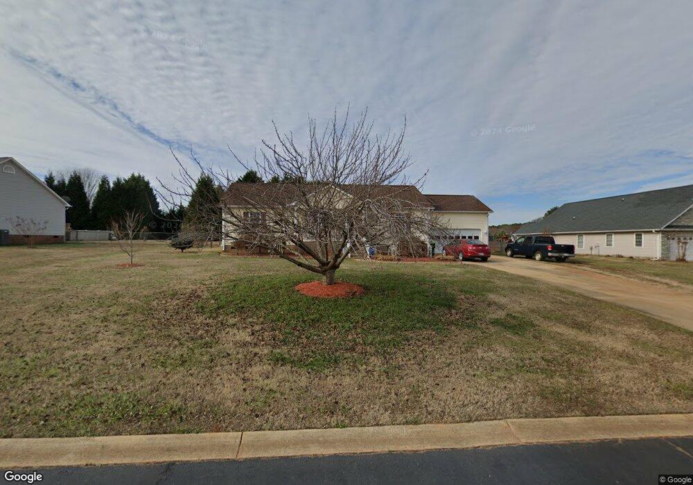 921 Steadman Farms Dr, Inman, SC 29349 - photo 1