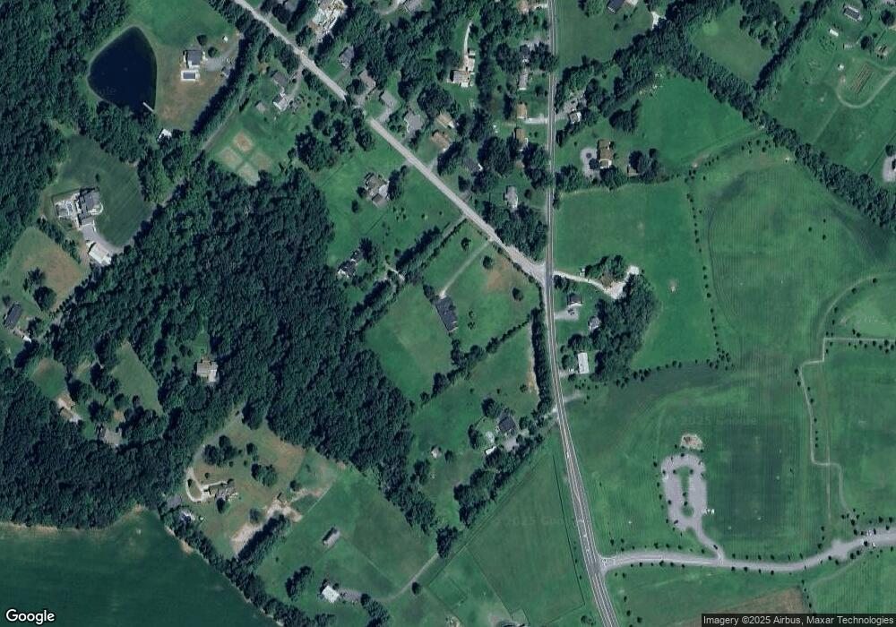 5256 Braddock Rd, Woodbine, MD 21797 - photo 1