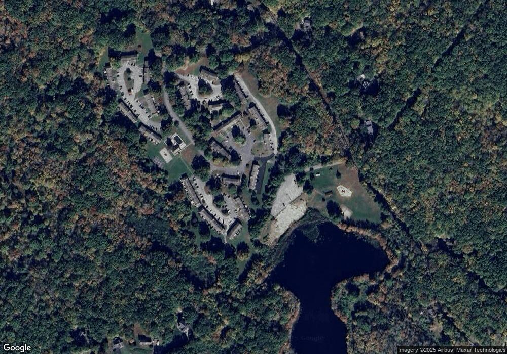 9 Lakeside Dr unit O, Ledyard, CT 06339 - photo 1