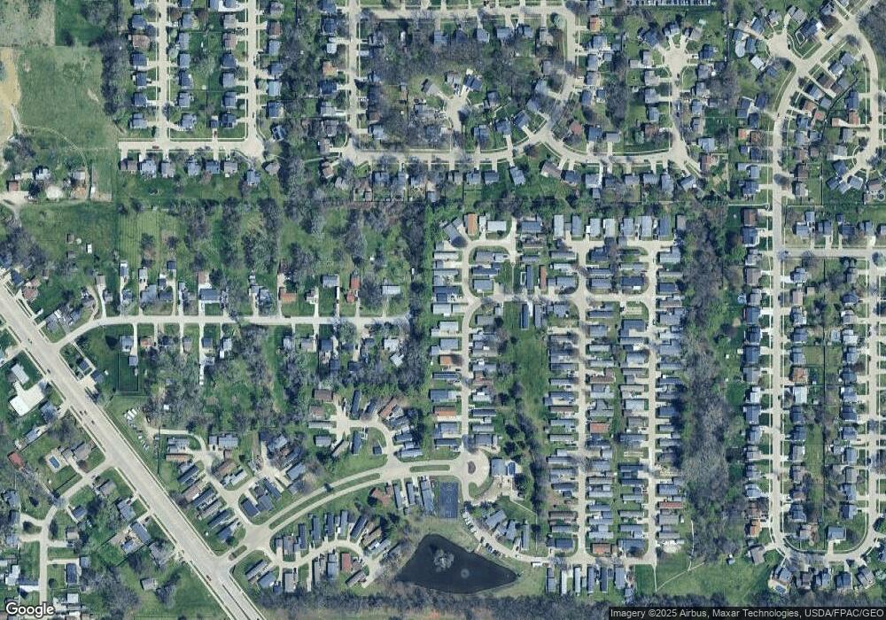 4050 Windsor Place, Des Moines, IA 50320 - photo 1